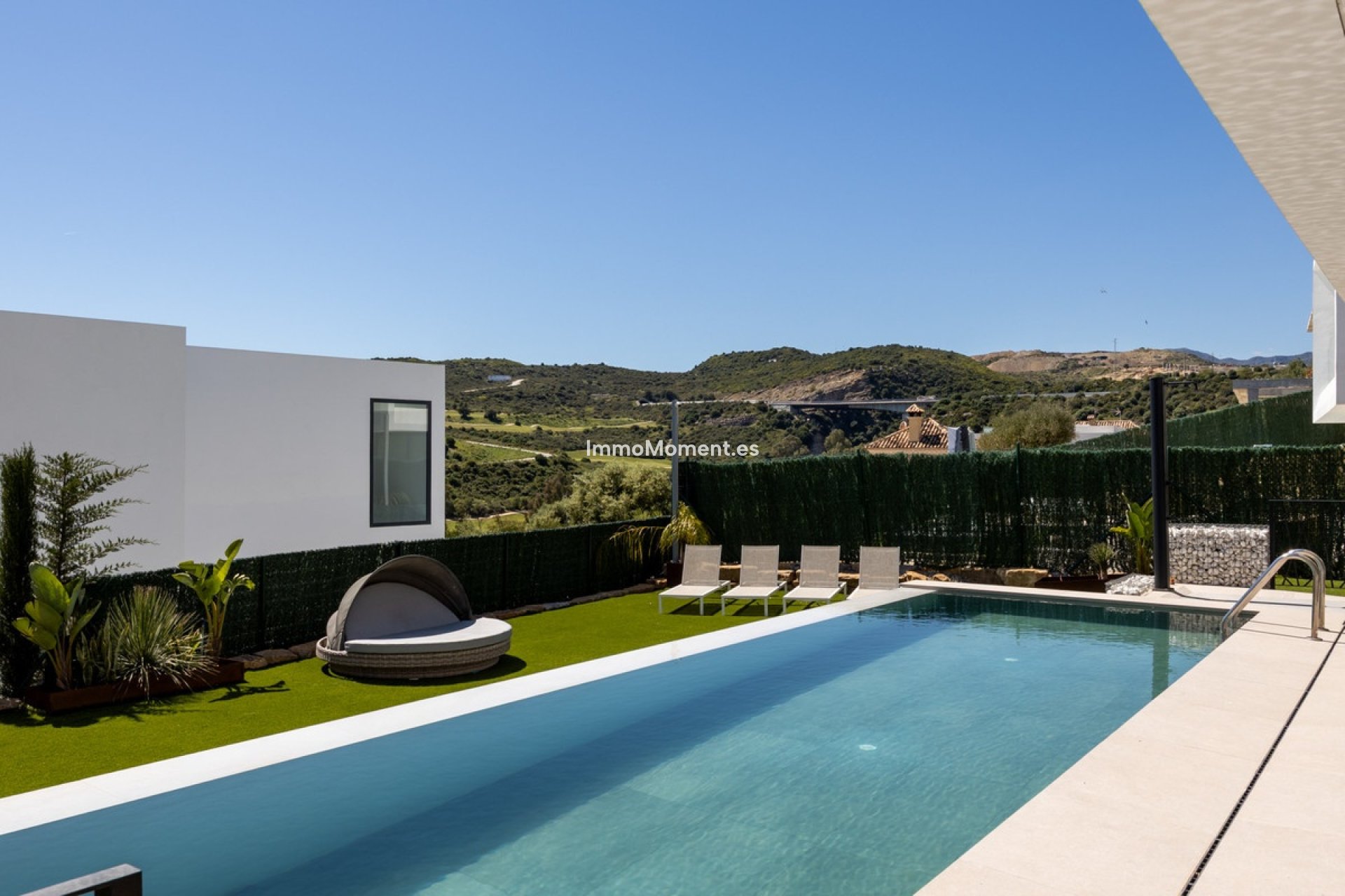 Wiederverkauf - Freistehende Villa - Estepona  - Valle Romano