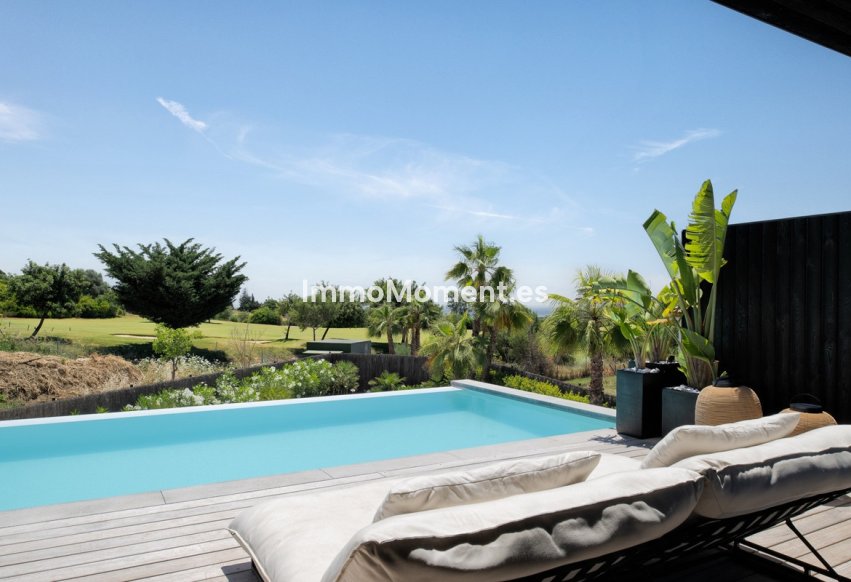 Wiederverkauf - Freistehende Villa - Estepona  - Valle Romano