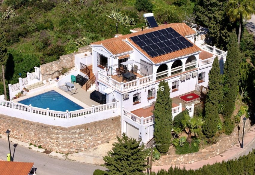 Wiederverkauf - Freistehende Villa - Fuengirola - Fuengirola Centro