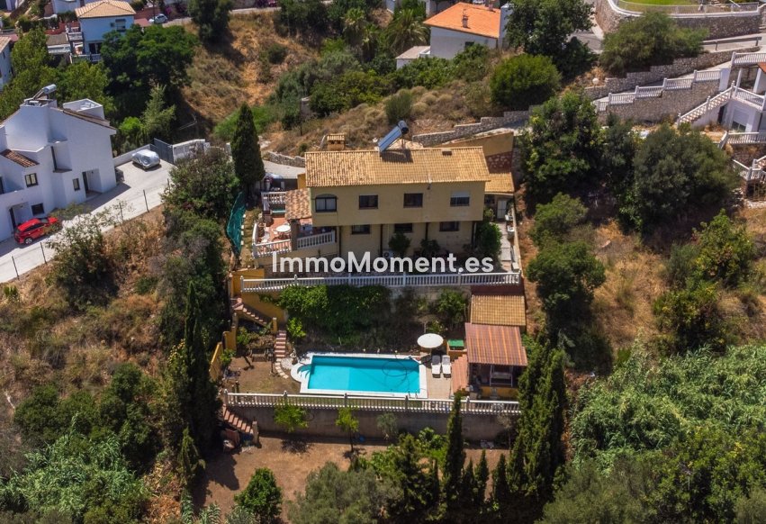 Wiederverkauf - Freistehende Villa - Fuengirola - Torreblanca
