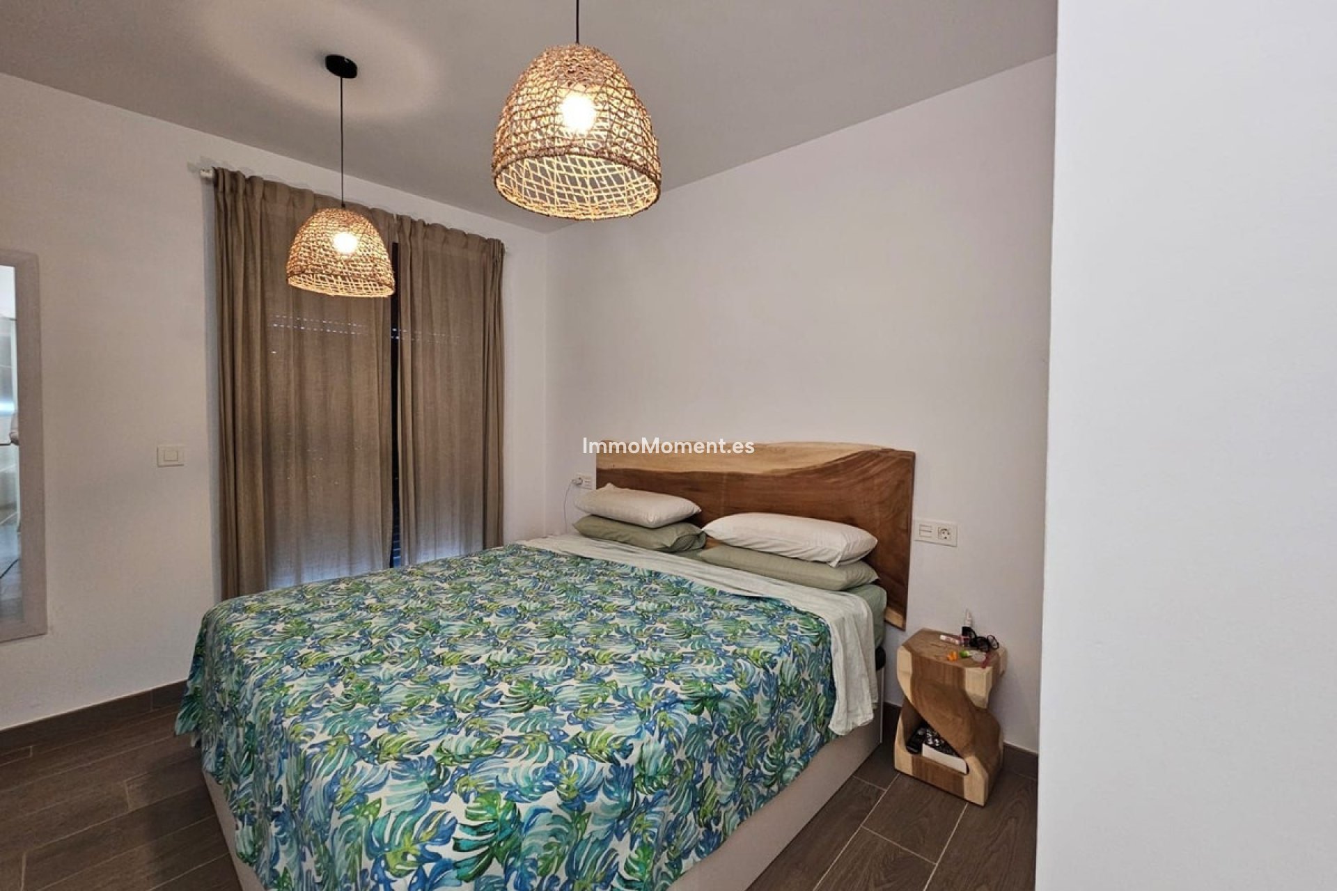 Wiederverkauf - Freistehende Villa -   Inländisch - Alhaurín de la Torre