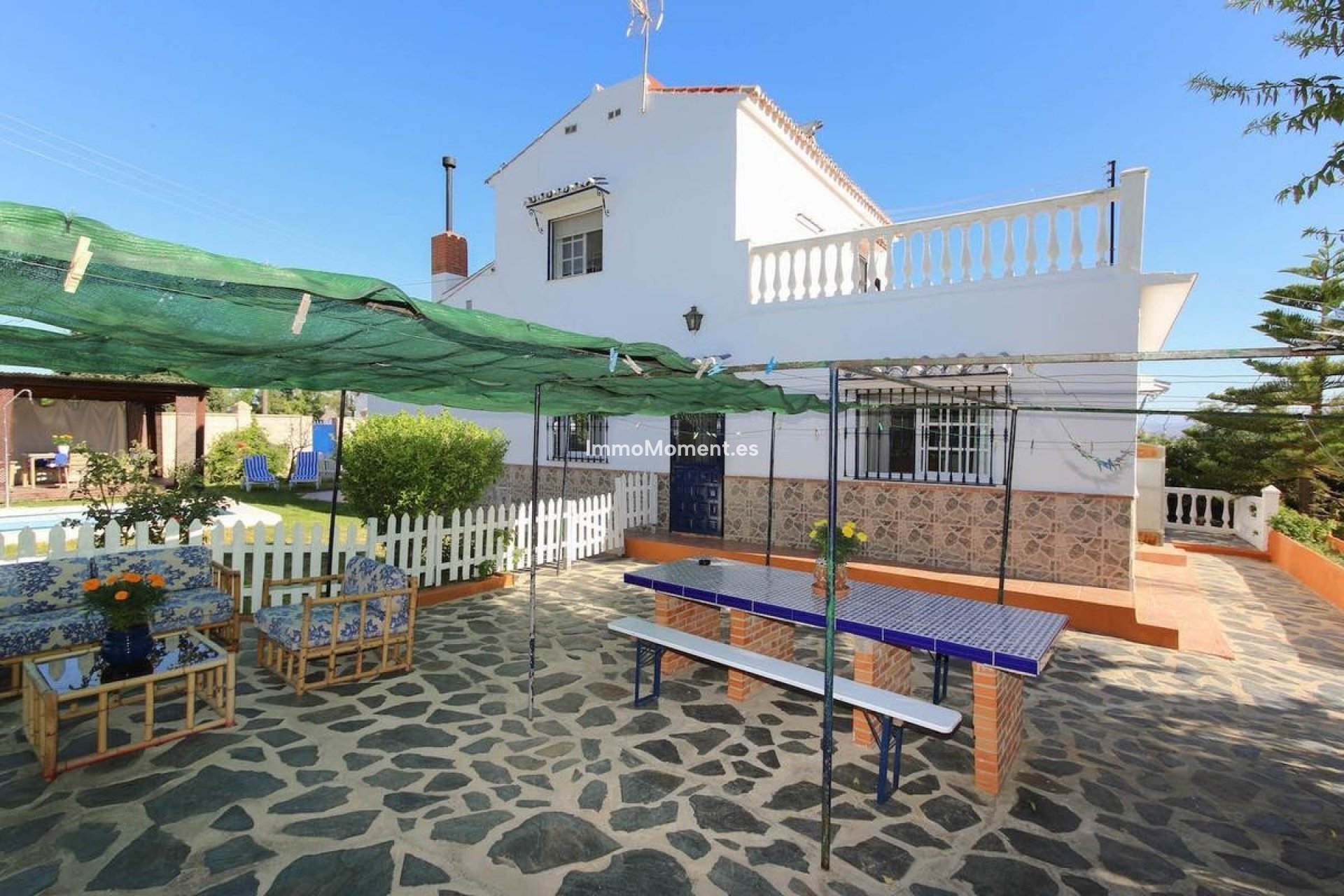 Wiederverkauf - Freistehende Villa -   Inländisch - Alhaurín de la Torre