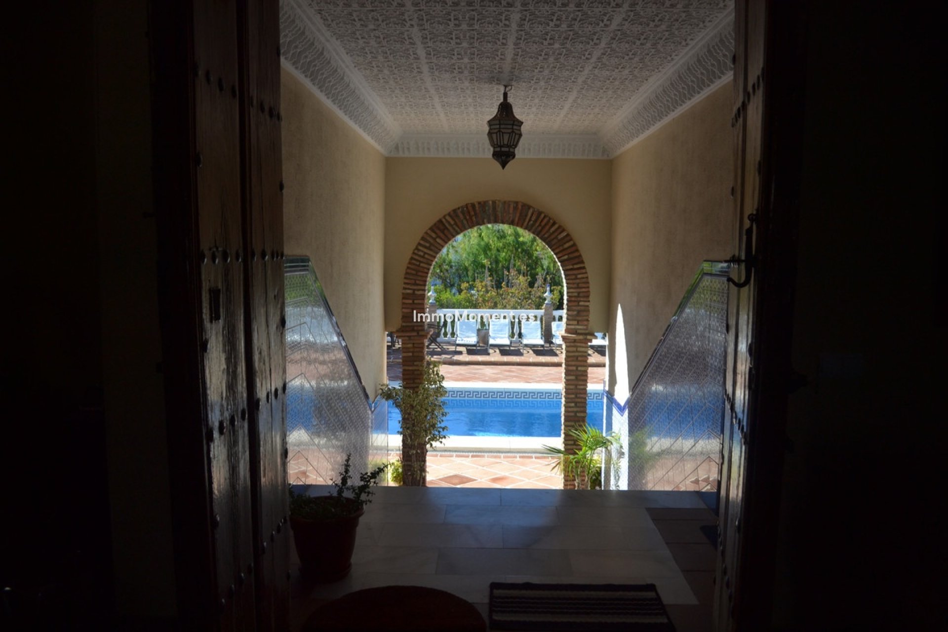 Wiederverkauf - Freistehende Villa -   Inländisch - Alhaurín de la Torre
