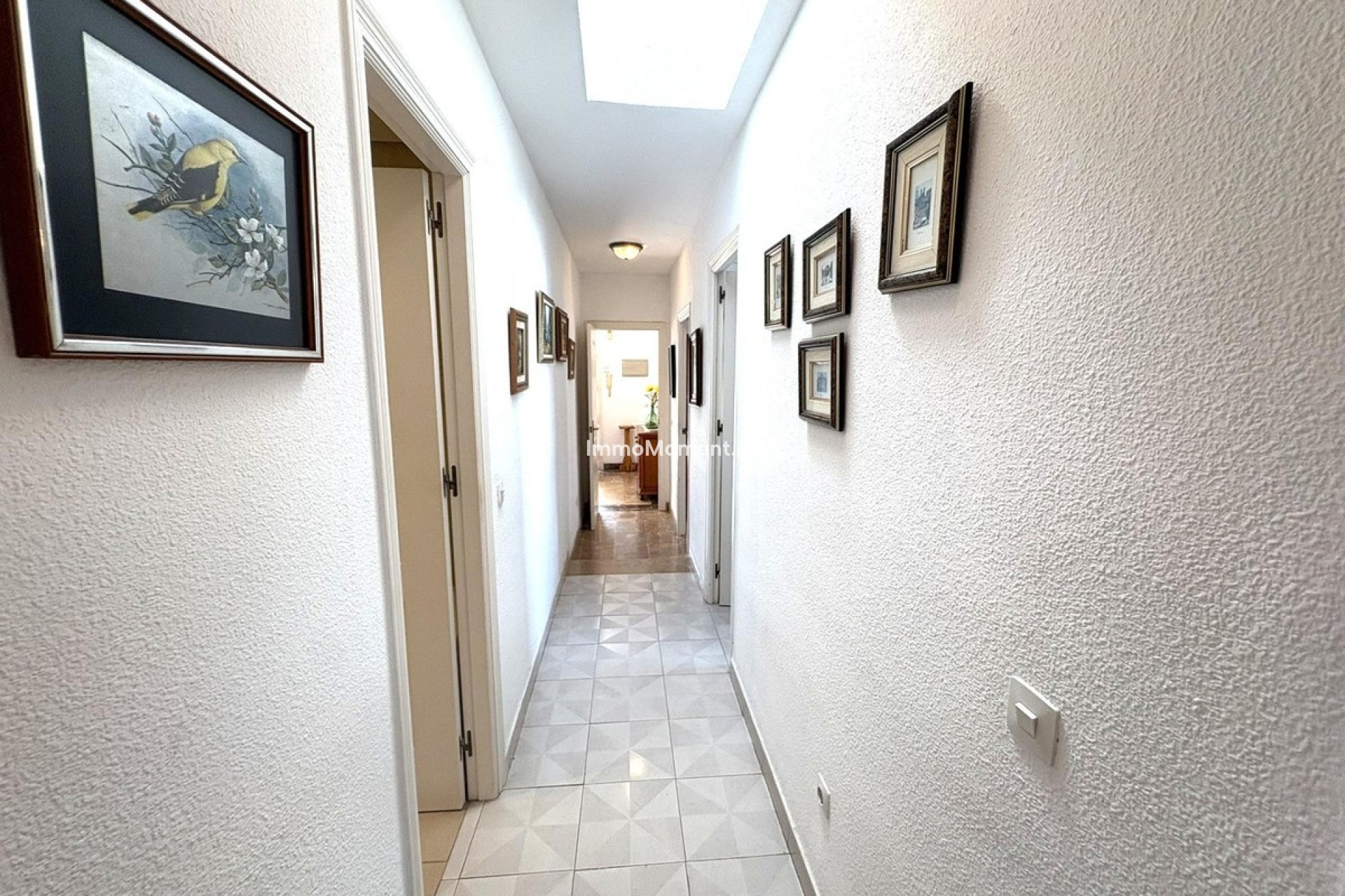 Wiederverkauf - Freistehende Villa -   Inländisch - Alhaurín de la Torre