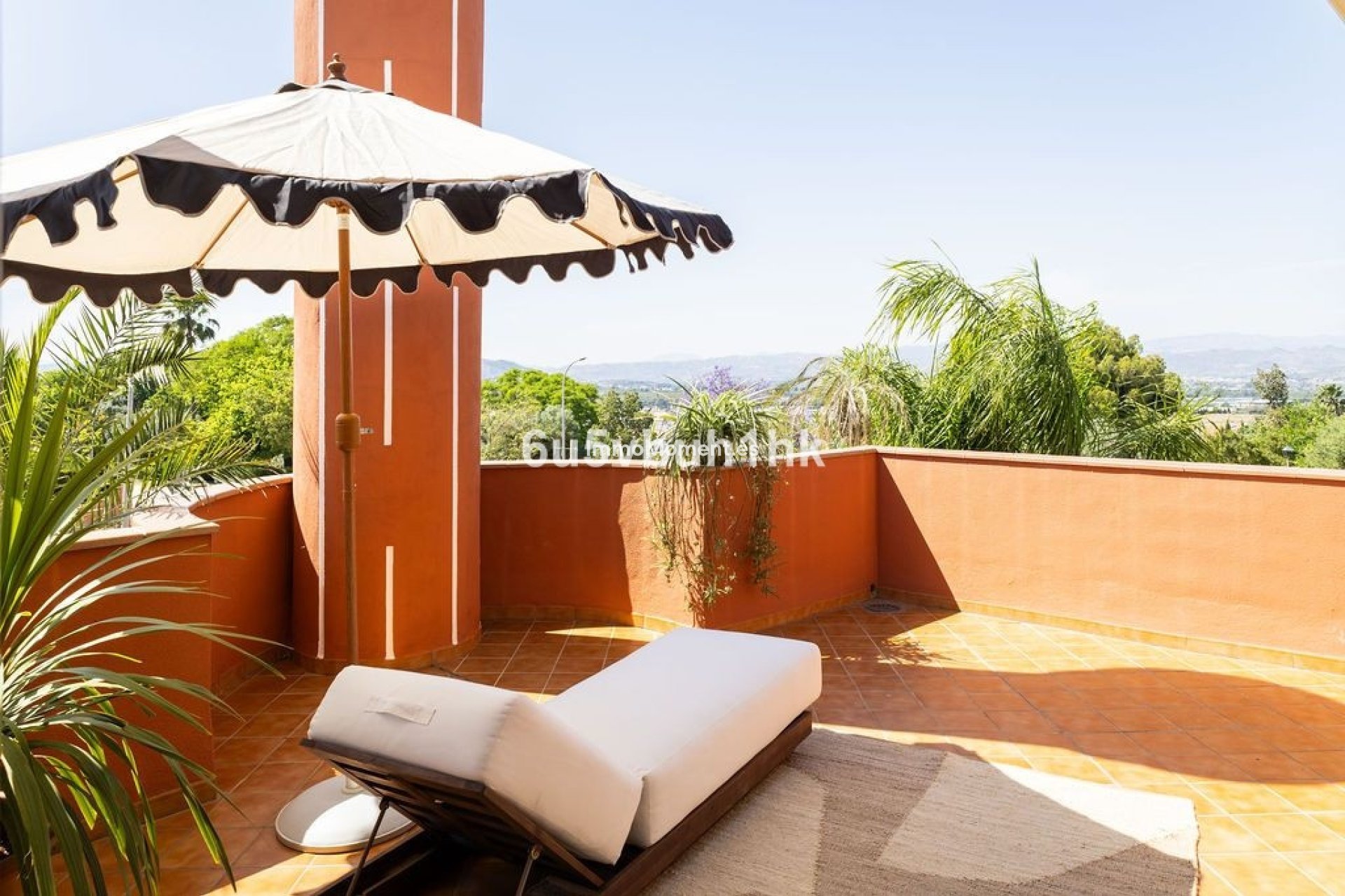 Wiederverkauf - Freistehende Villa -   Inländisch - Alhaurín de la Torre