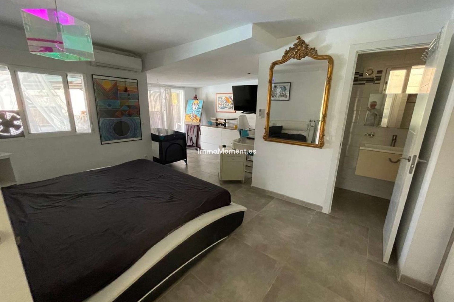 Wiederverkauf - Freistehende Villa -   Inländisch - Alhaurín el Grande Centro