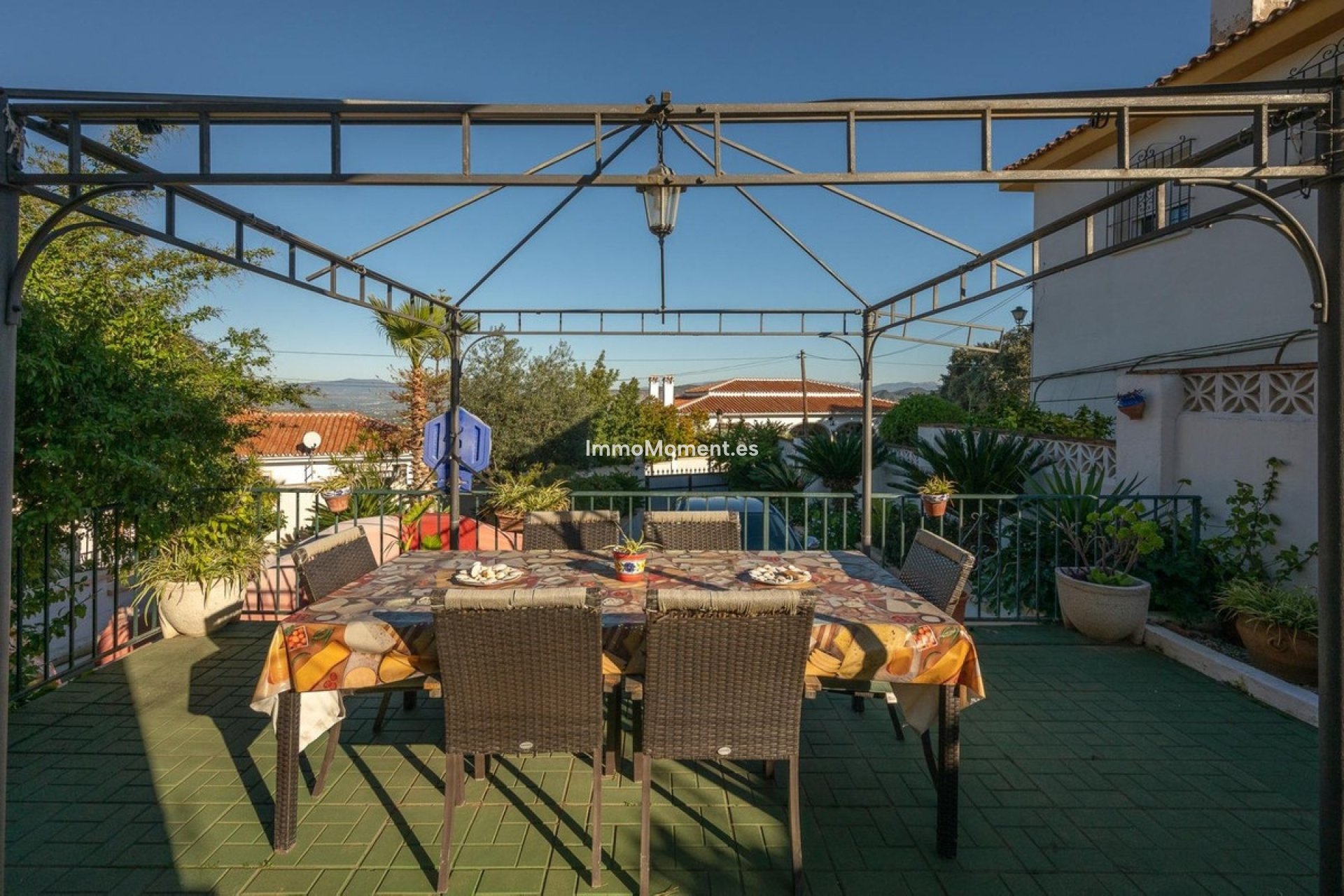 Wiederverkauf - Freistehende Villa -   Inländisch - Alhaurín el Grande Centro