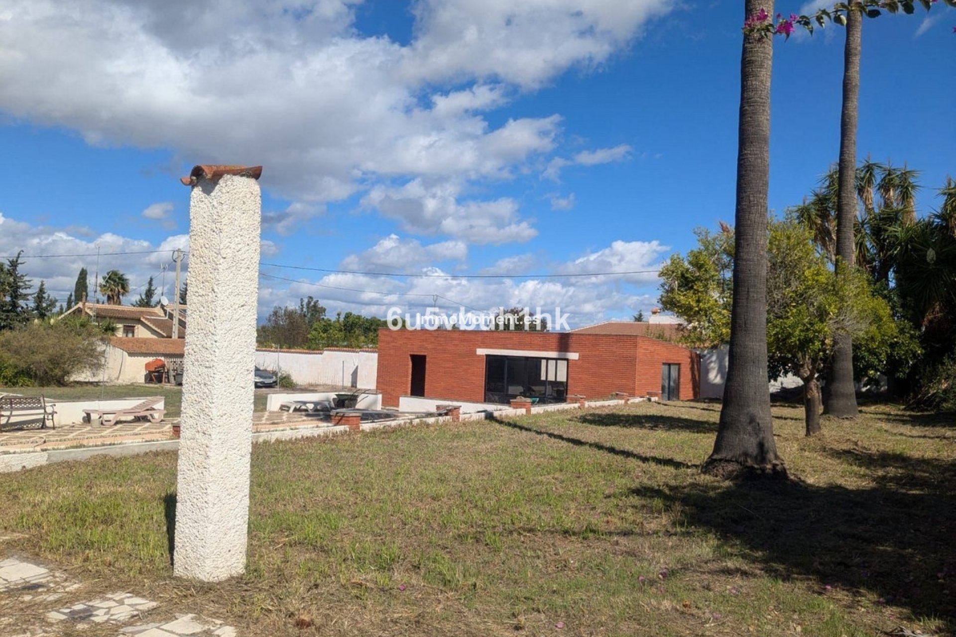 Wiederverkauf - Freistehende Villa -   Inländisch - Alhaurín el Grande Centro