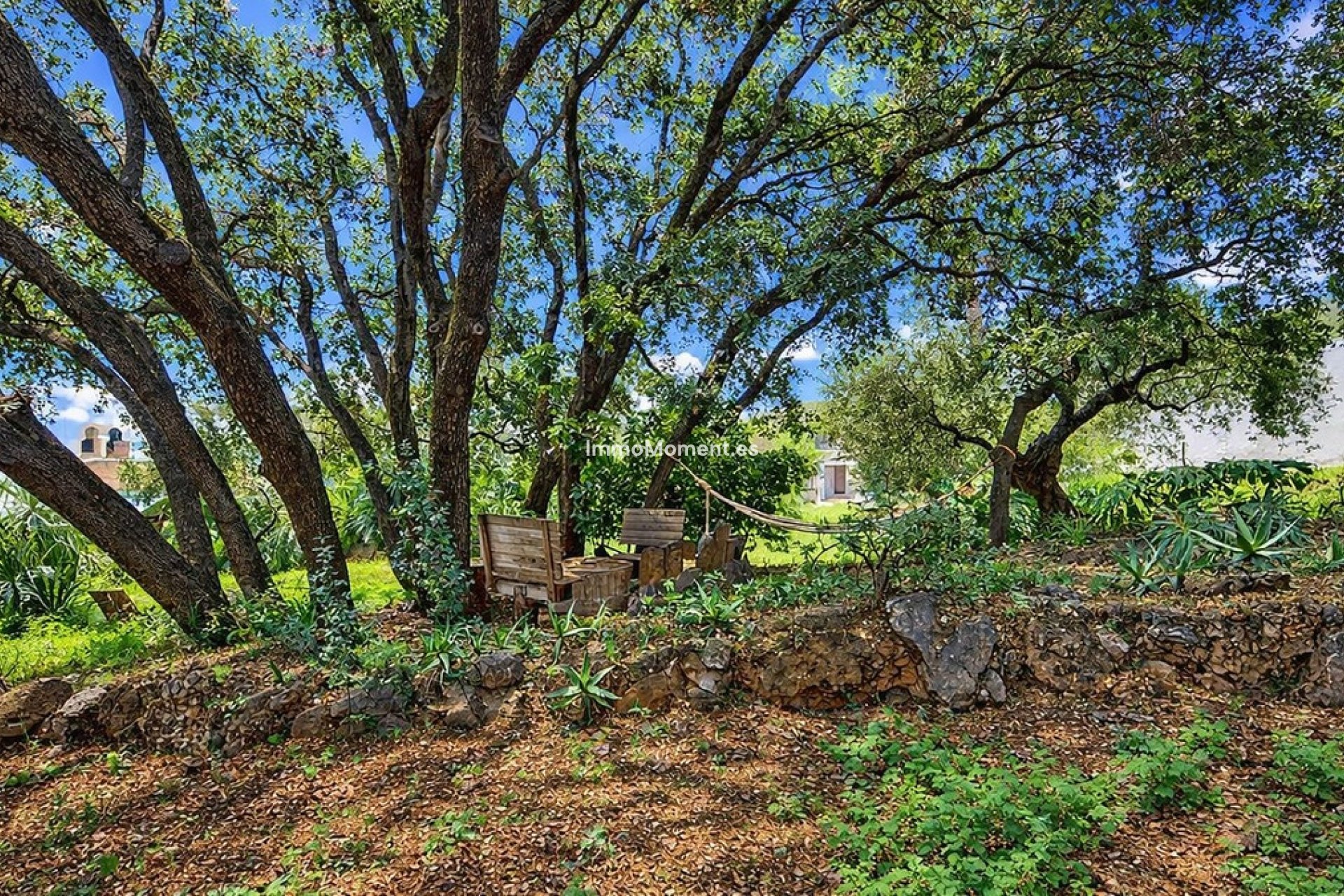 Wiederverkauf - Freistehende Villa -   Inländisch - Alhaurín el Grande Centro