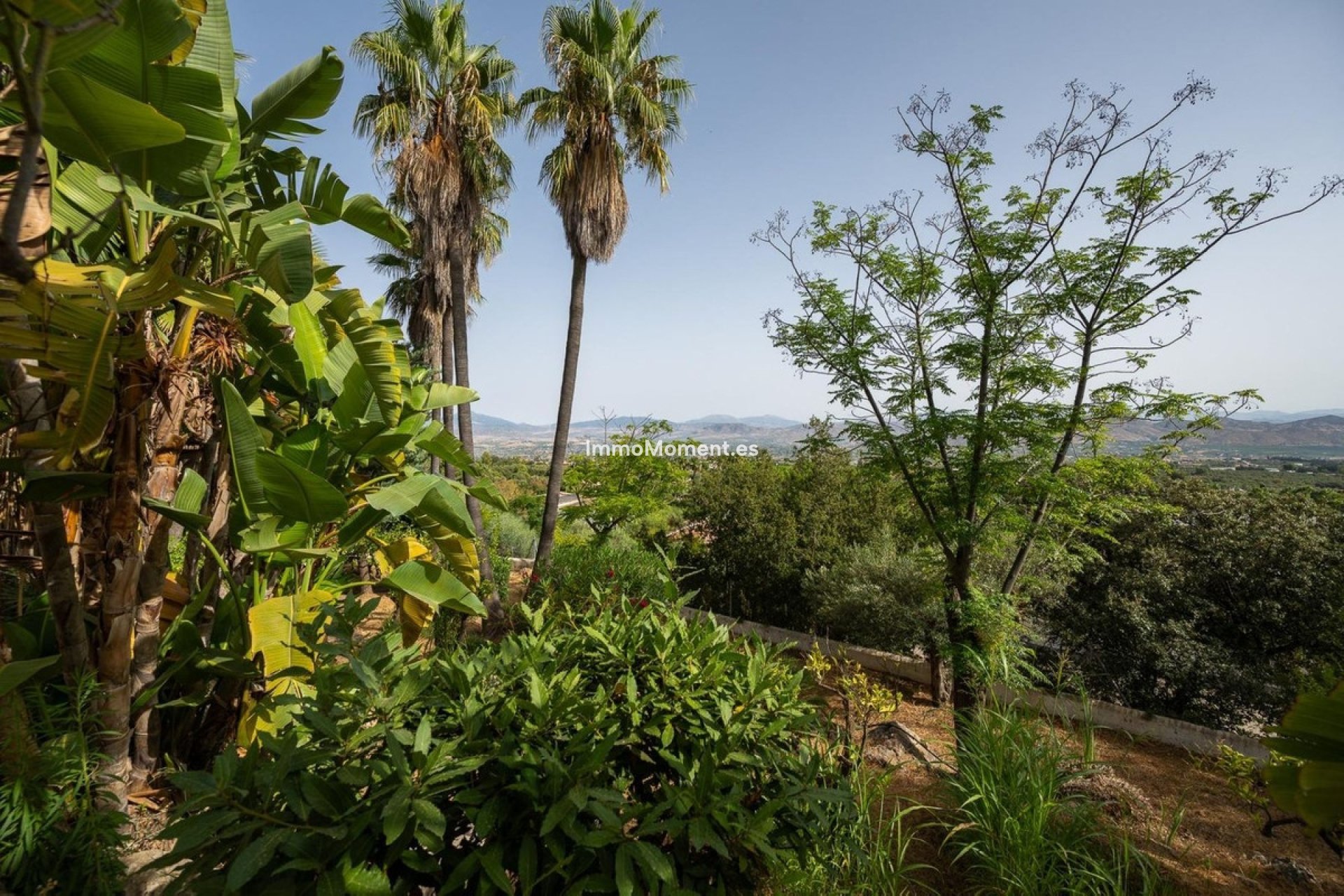 Wiederverkauf - Freistehende Villa -   Inländisch - Alhaurín el Grande Centro