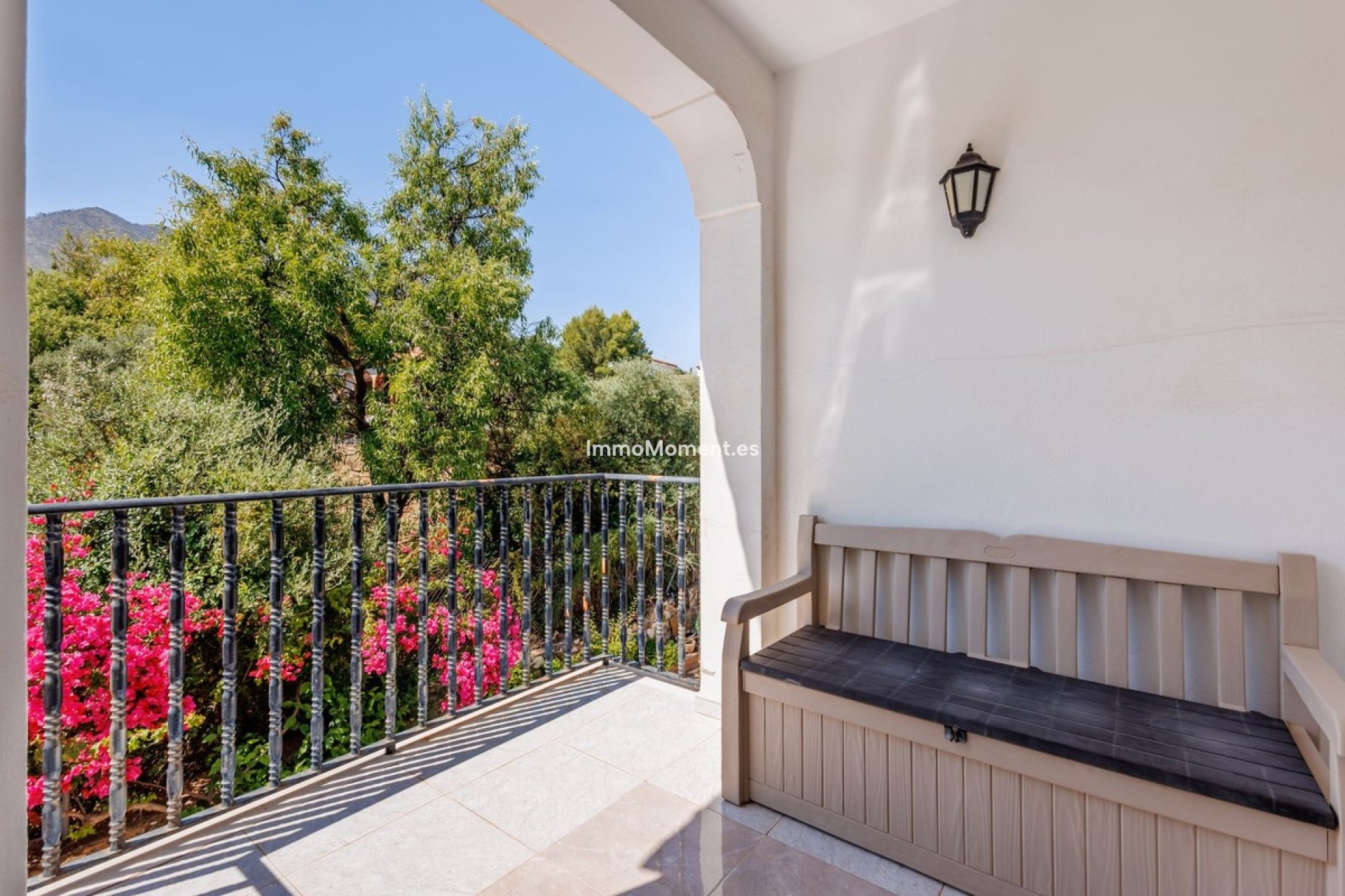 Wiederverkauf - Freistehende Villa -   Inländisch - Alhaurín el Grande Centro