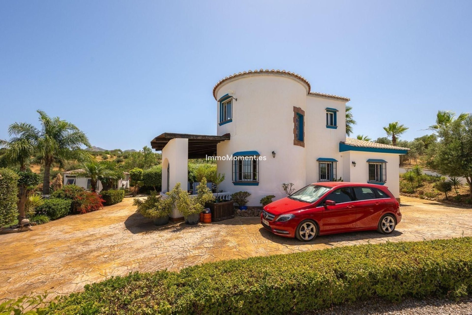 Wiederverkauf - Freistehende Villa -   Inländisch - Alhaurín el Grande Centro