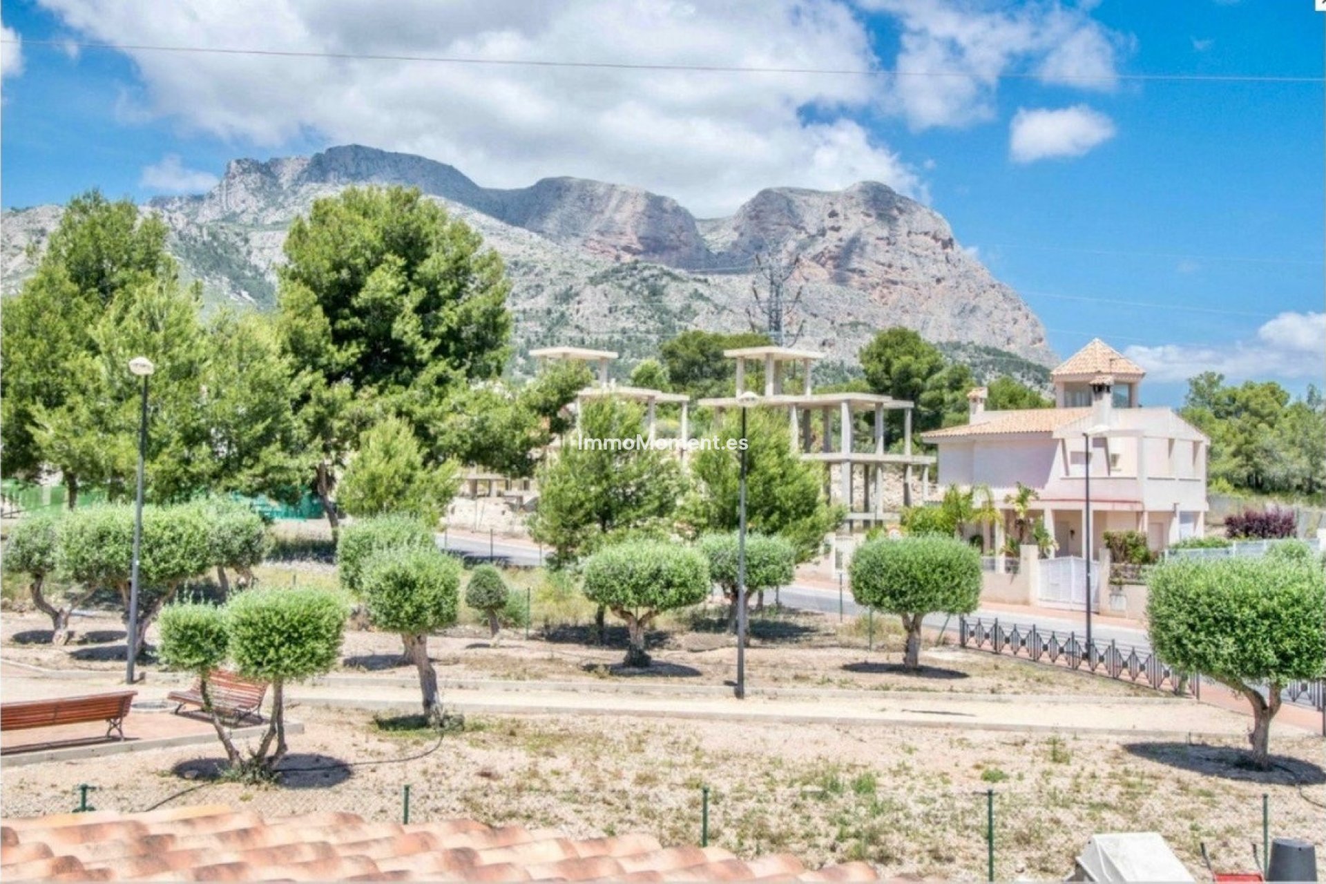 Wiederverkauf - Freistehende Villa - La Nucía - La Nucia Centro