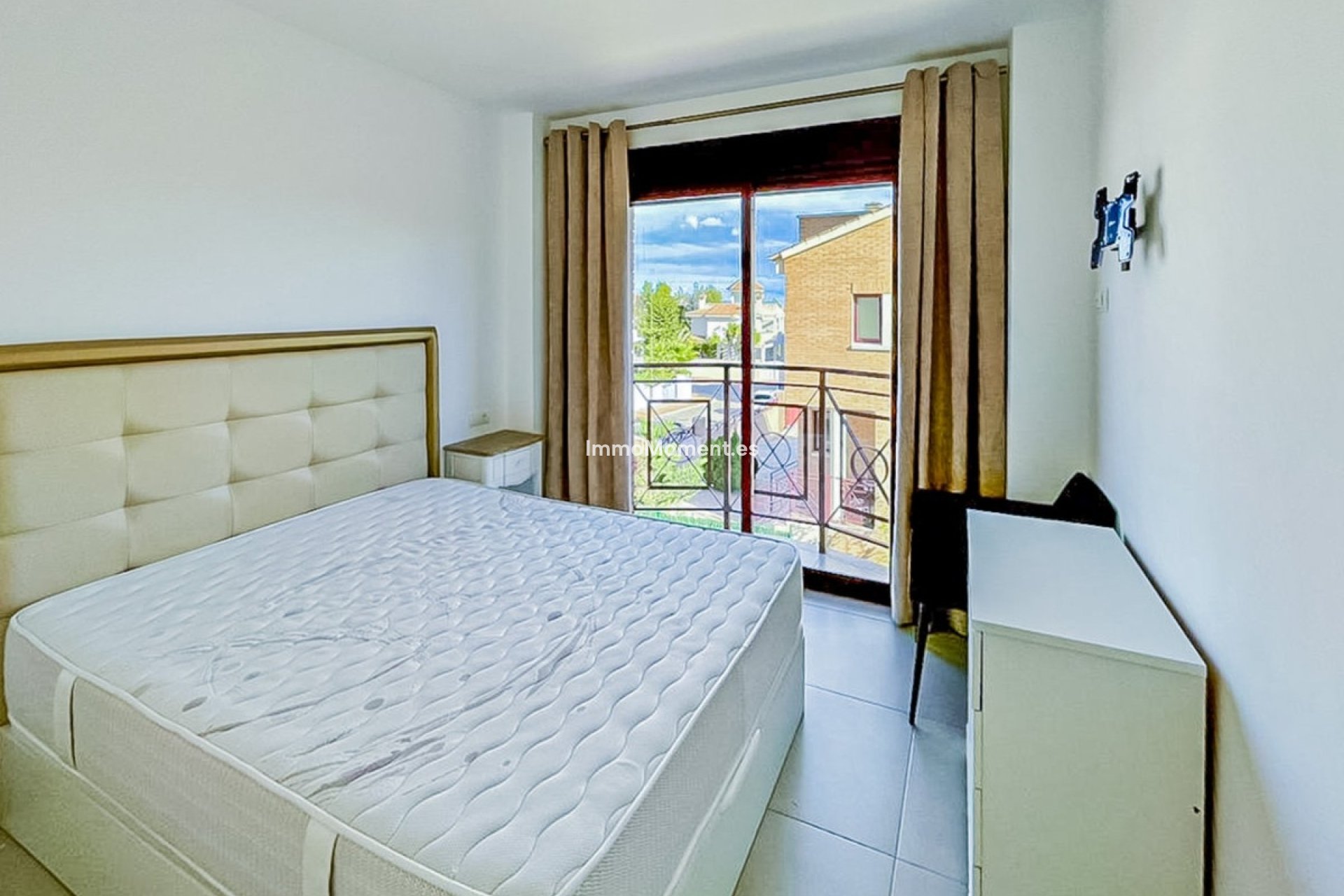 Wiederverkauf - Freistehende Villa - La Nucía - La Nucia Centro