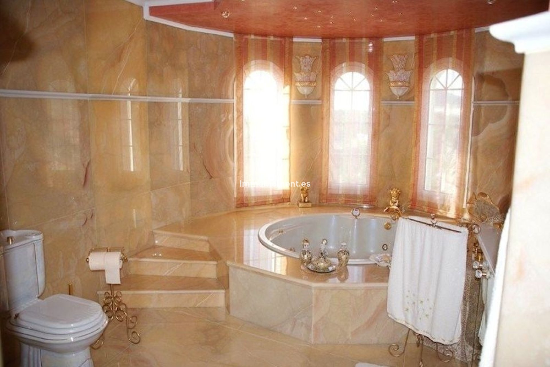 Wiederverkauf - Freistehende Villa - La Nucía - La Nucia Centro