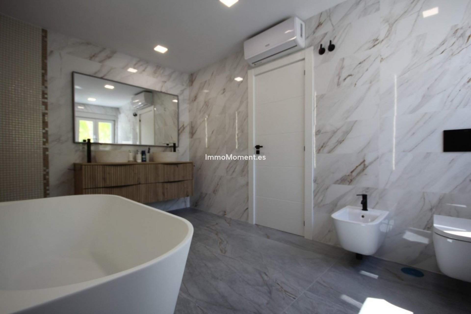 Wiederverkauf - Freistehende Villa - La Nucía - La Nucia Centro
