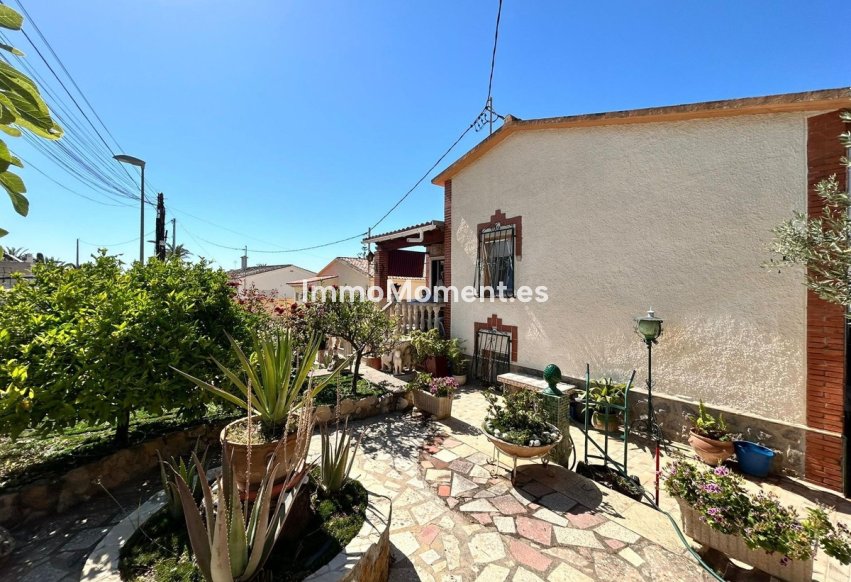 Wiederverkauf - Freistehende Villa - La Nucía - La Nucia Centro