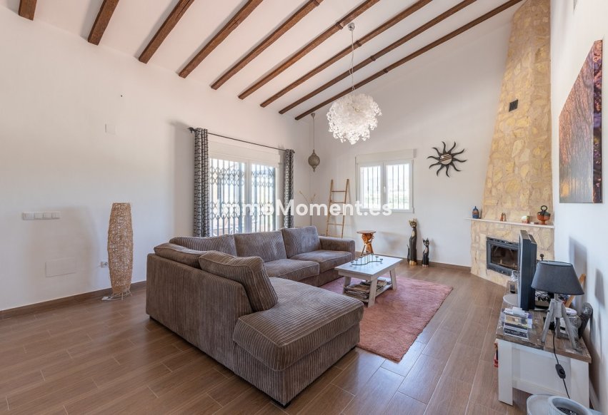 Wiederverkauf - Freistehende Villa - La Romana - La Romana Centro