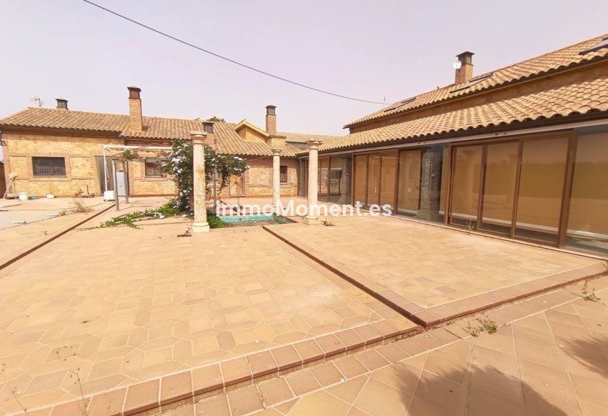 Wiederverkauf - Freistehende Villa - Lorca - Lorca Centro