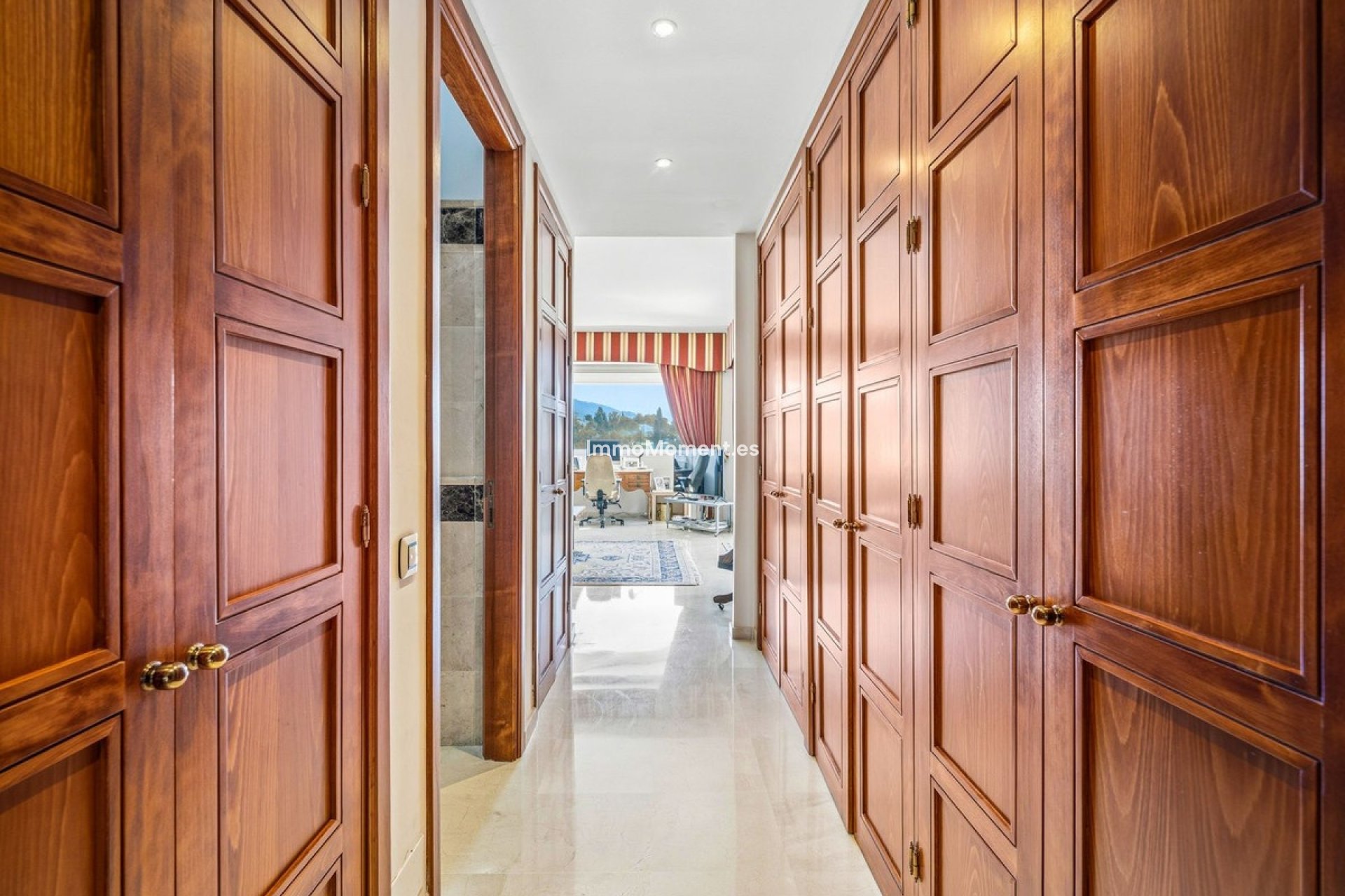 Wiederverkauf - Freistehende Villa - Marbella - Aloha