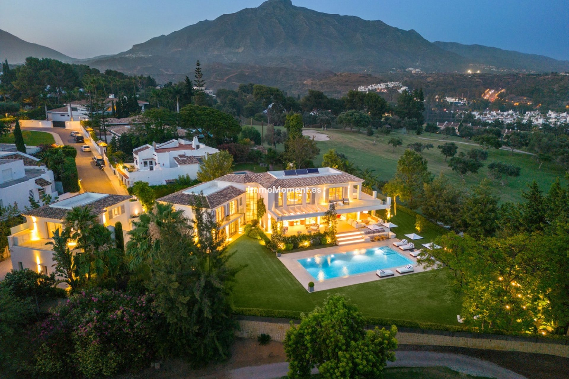 Wiederverkauf - Freistehende Villa - Marbella - Aloha