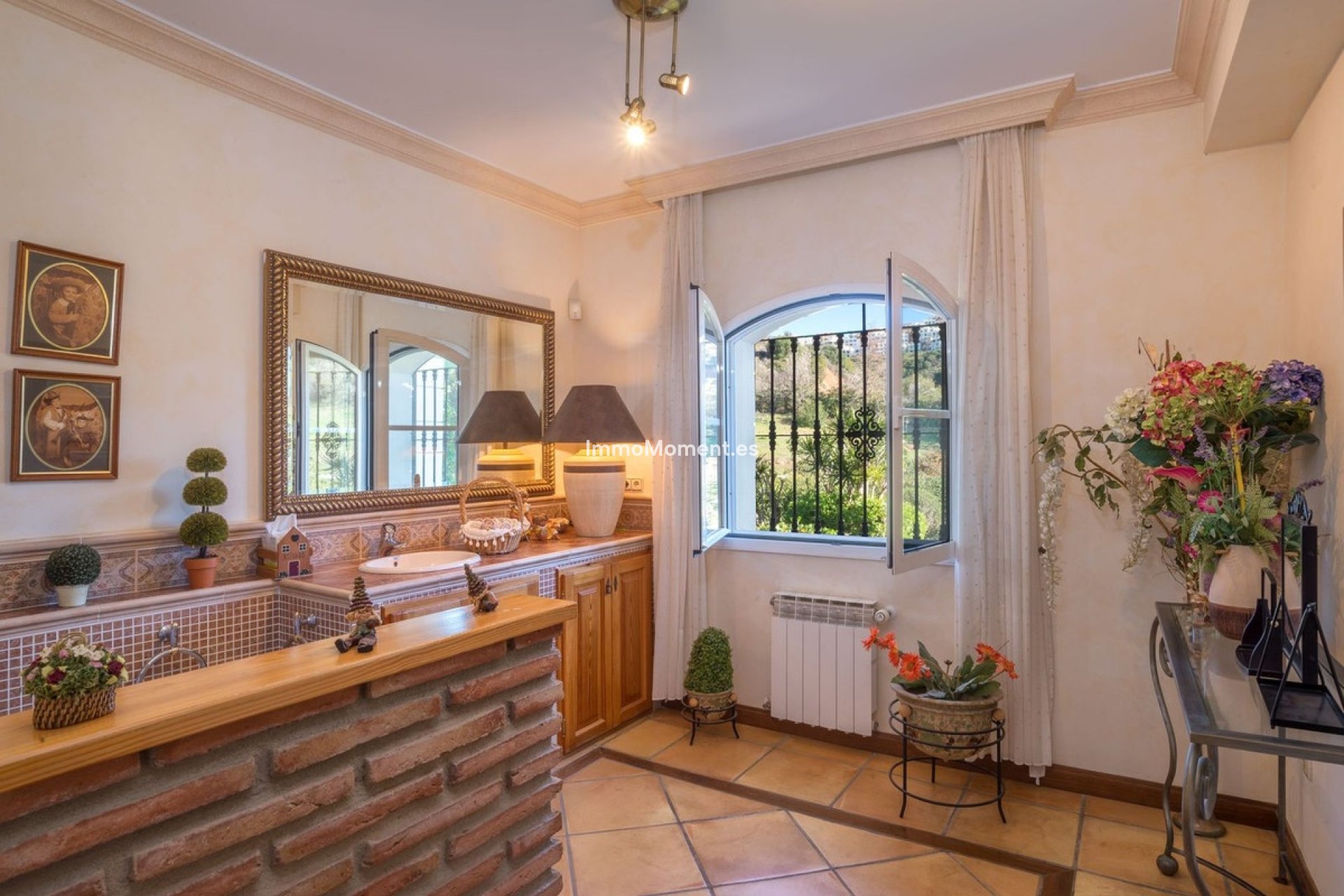 Wiederverkauf - Freistehende Villa - Marbella - Altos de los Monteros