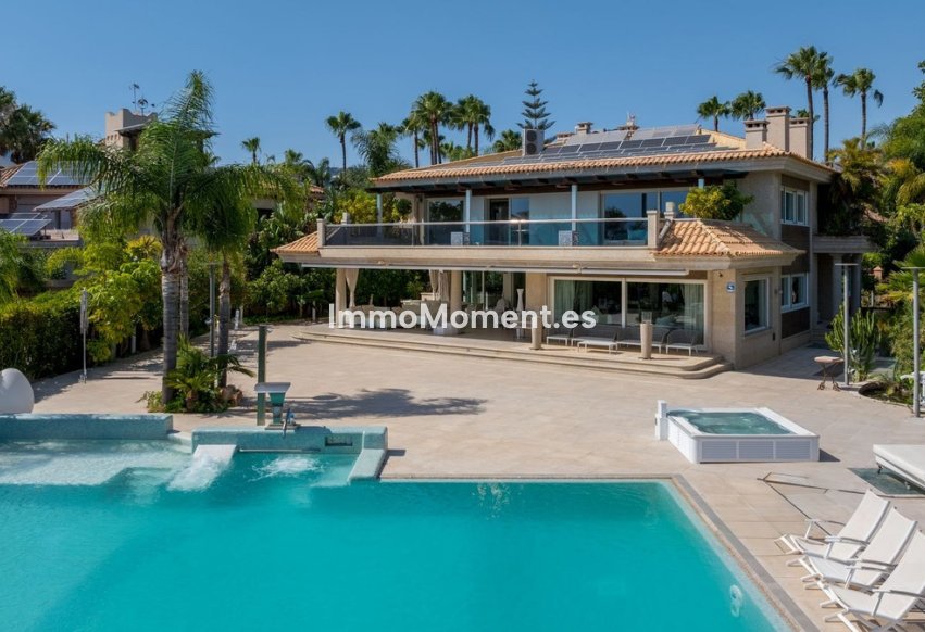 Wiederverkauf - Freistehende Villa - Marbella - Bahía de Marbella