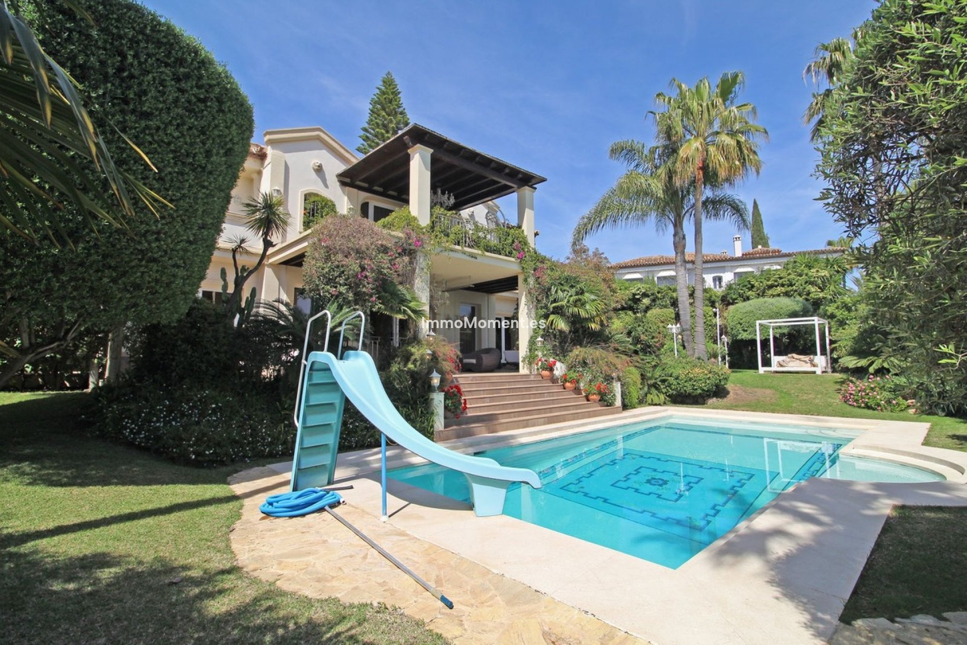 Wiederverkauf - Freistehende Villa - Marbella - Bahía de Marbella