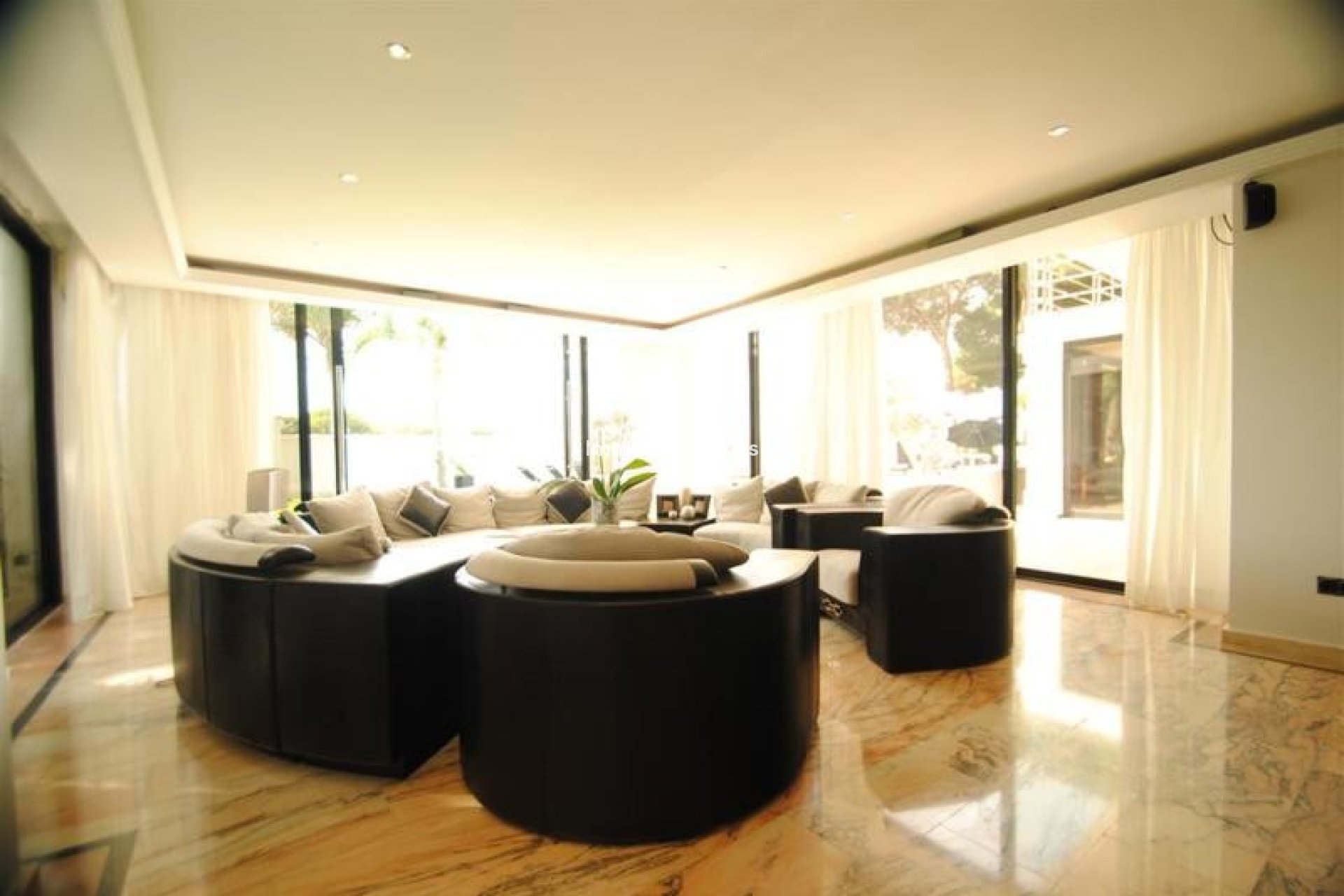 Wiederverkauf - Freistehende Villa - Marbella - Cabopino