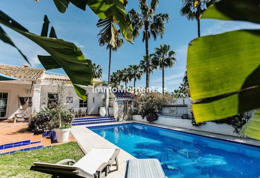 Wiederverkauf - Freistehende Villa - Marbella - Carib Playa