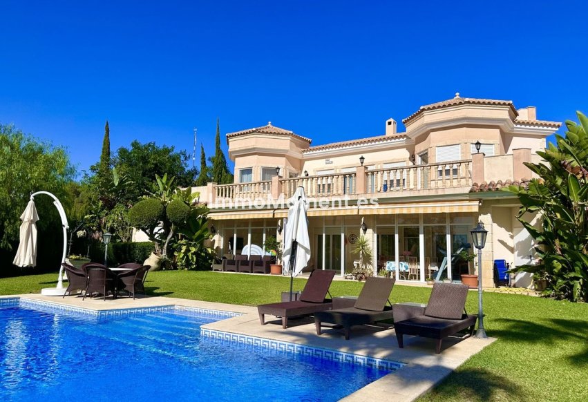 Wiederverkauf - Freistehende Villa - Marbella - El Rosario