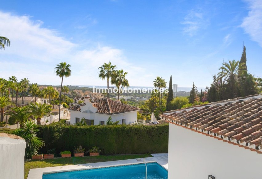 Wiederverkauf - Freistehende Villa - Marbella - Elviria