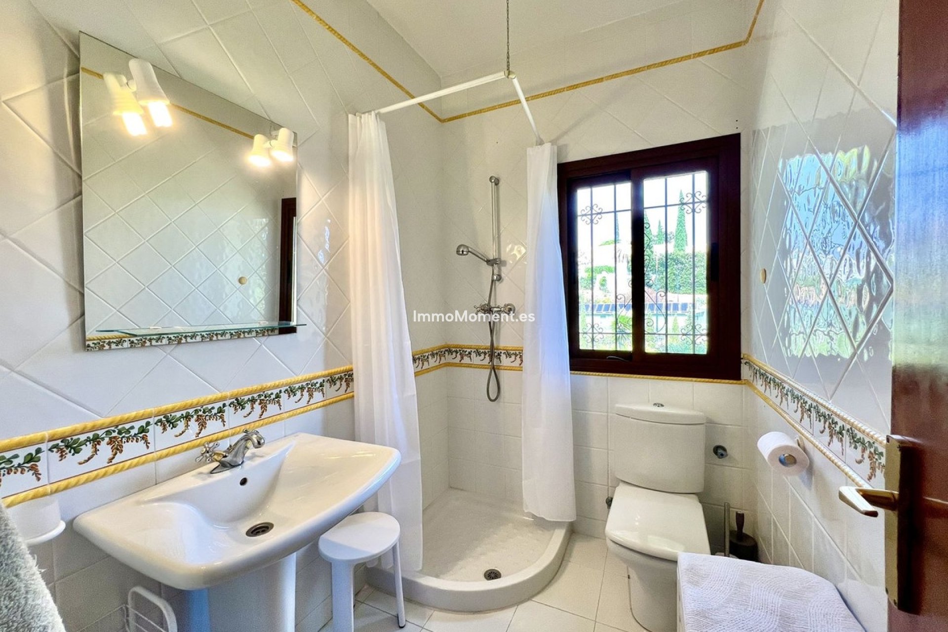 Wiederverkauf - Freistehende Villa - Marbella - Elviria
