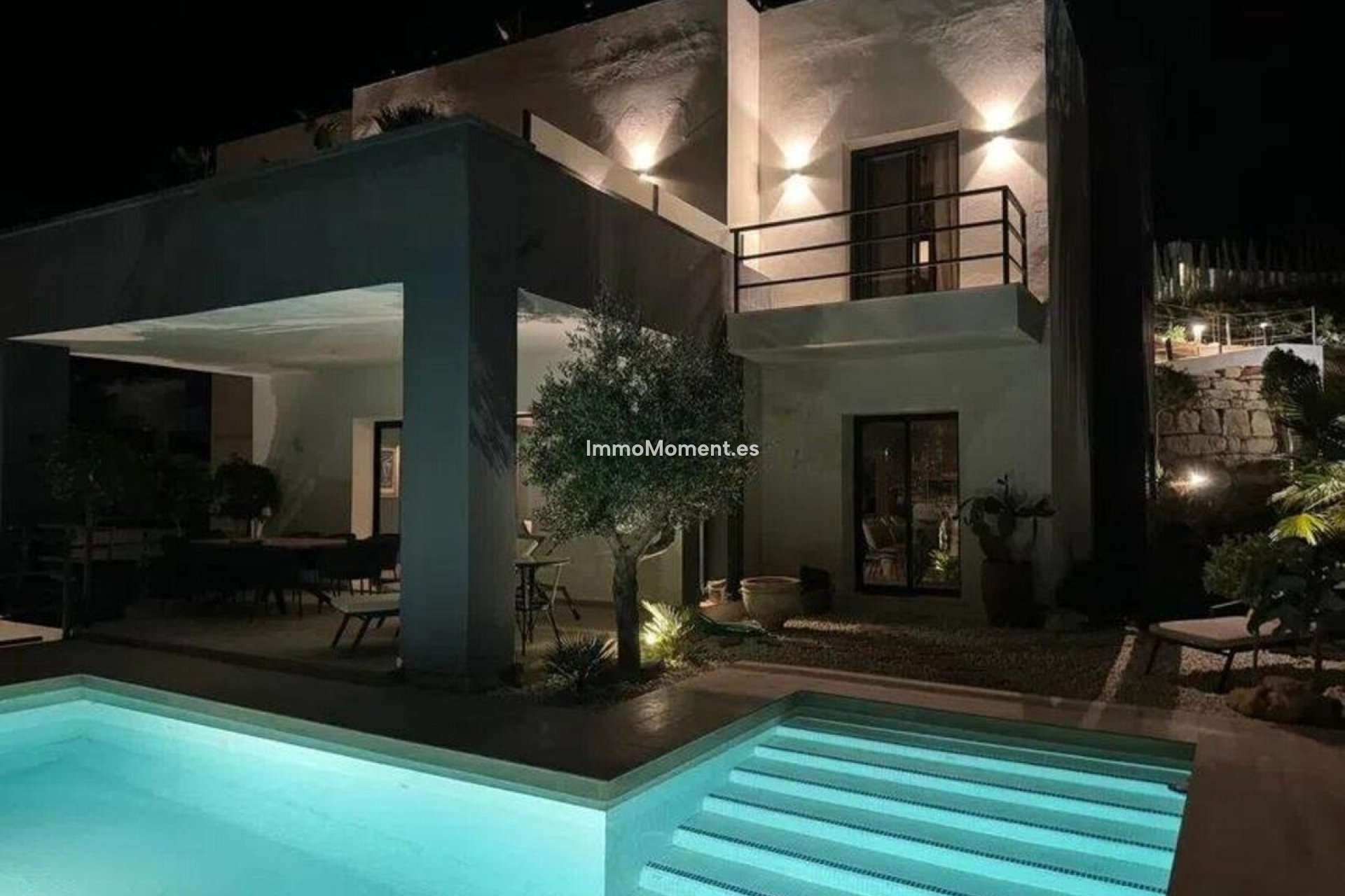 Wiederverkauf - Freistehende Villa - Marbella - Elviria