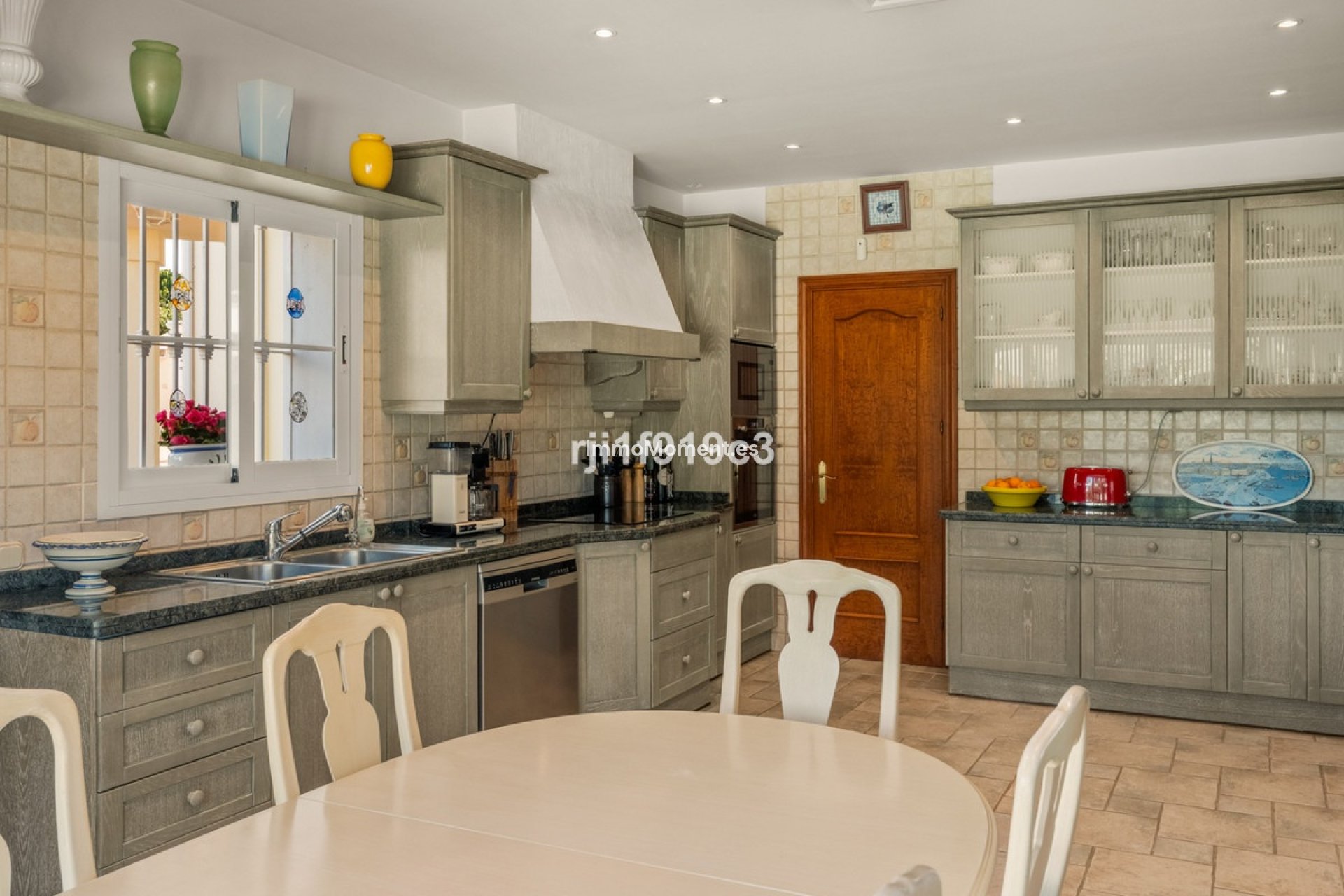 Wiederverkauf - Freistehende Villa - Marbella - Elviria