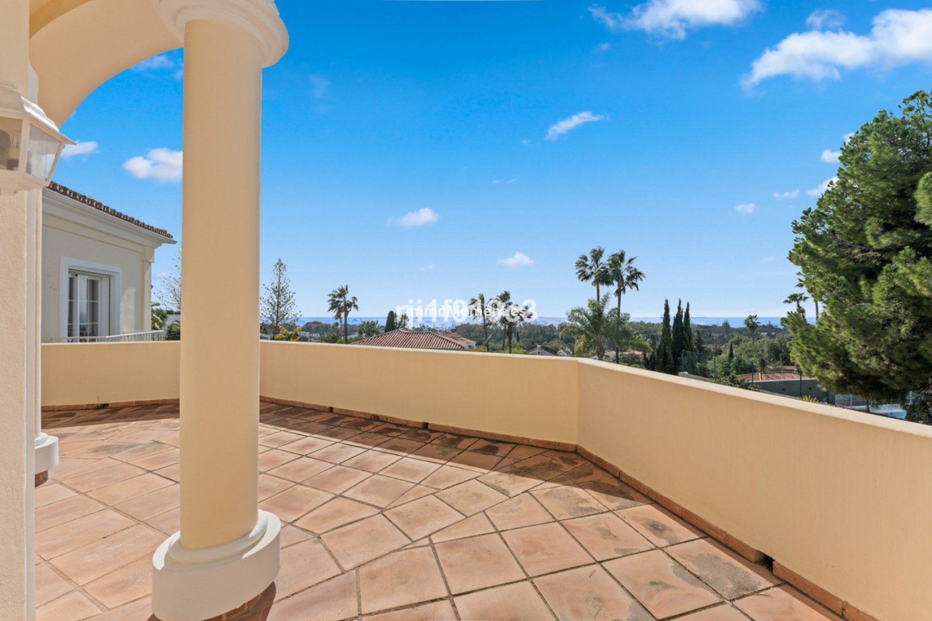 Wiederverkauf - Freistehende Villa - Marbella - Elviria