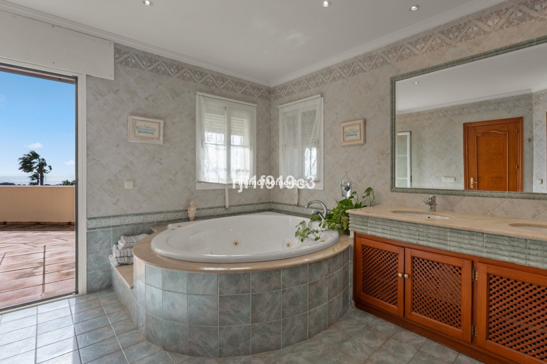 Wiederverkauf - Freistehende Villa - Marbella - Elviria