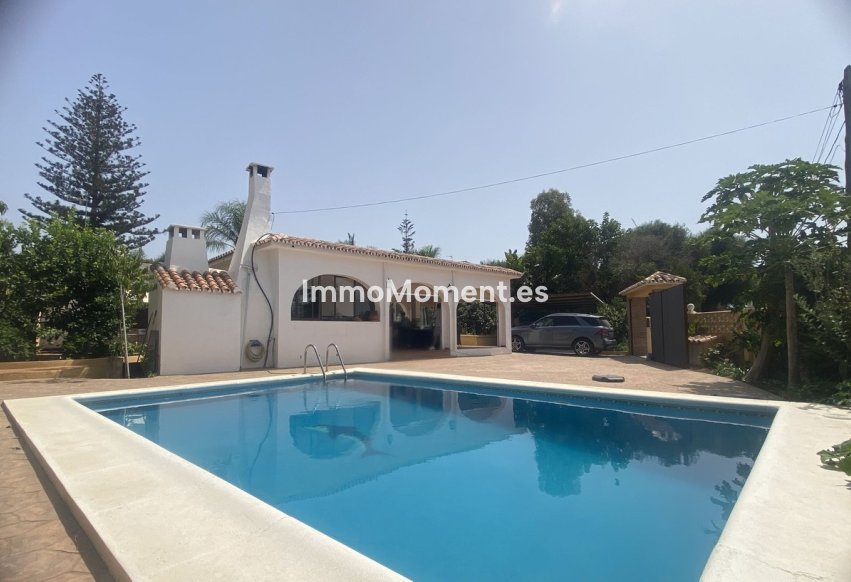 Wiederverkauf - Freistehende Villa - Marbella - Elviria
