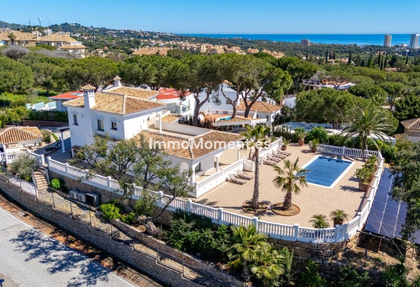 Wiederverkauf - Freistehende Villa - Marbella - Elviria