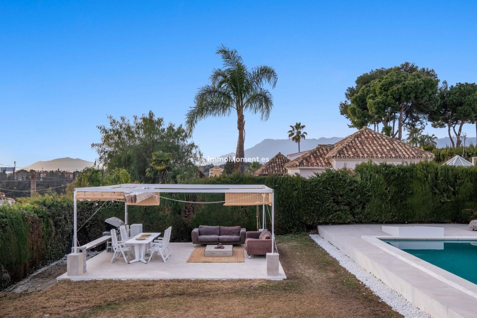 Wiederverkauf - Freistehende Villa - Marbella - Elviria
