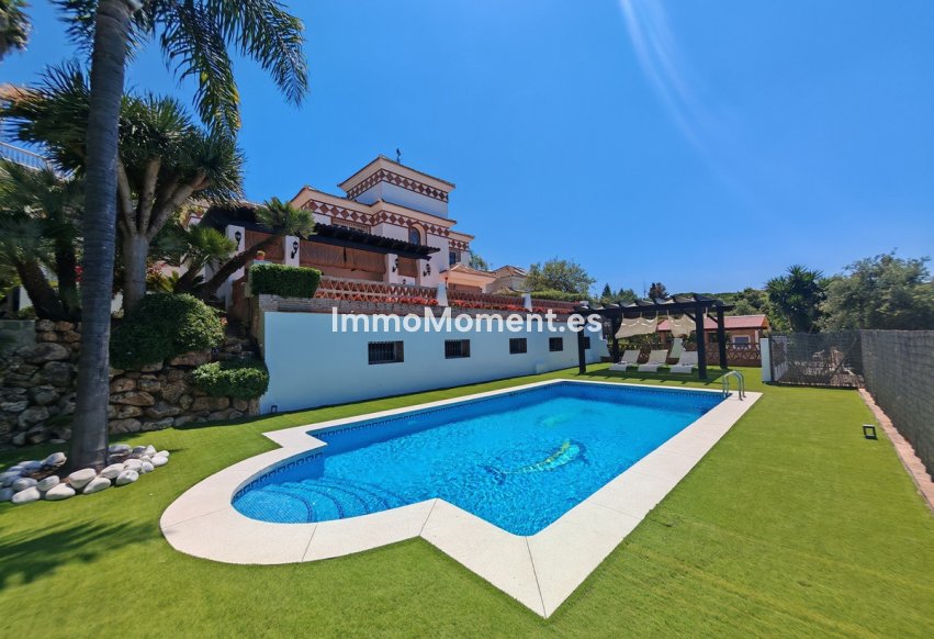 Wiederverkauf - Freistehende Villa - Marbella - Elviria
