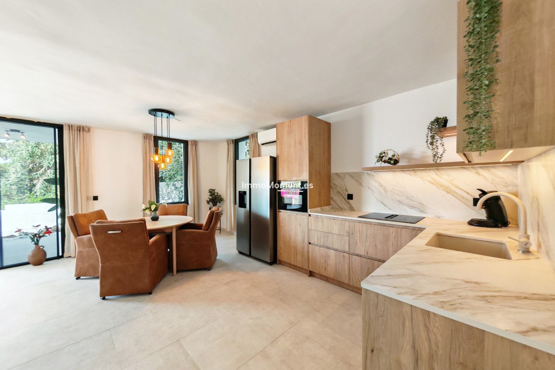 Wiederverkauf - Freistehende Villa - Marbella - Elviria