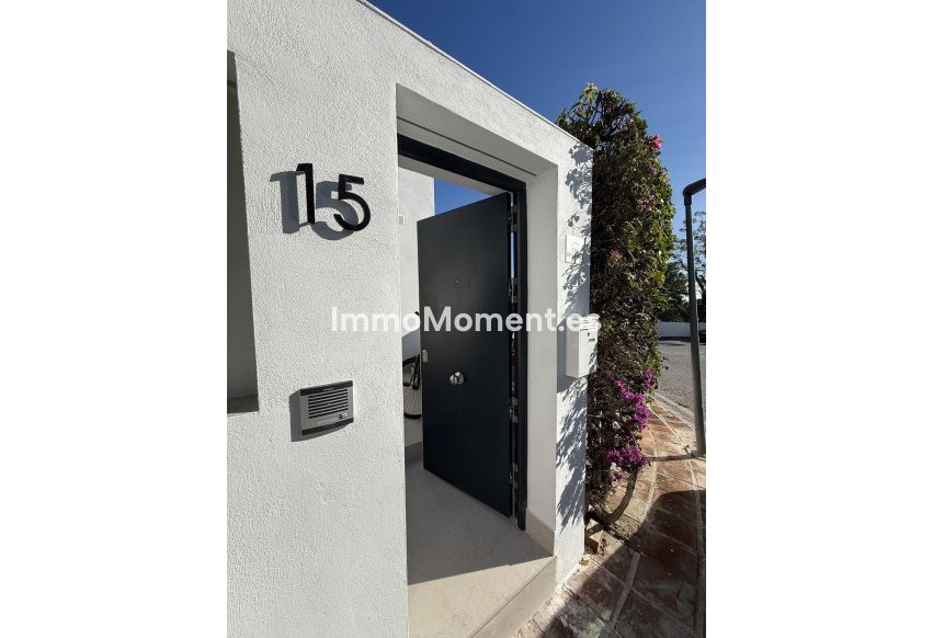 Wiederverkauf - Freistehende Villa - Marbella - Guadalmina Alta