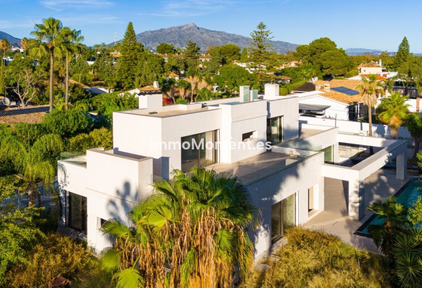 Wiederverkauf - Freistehende Villa - Marbella - Guadalmina Baja