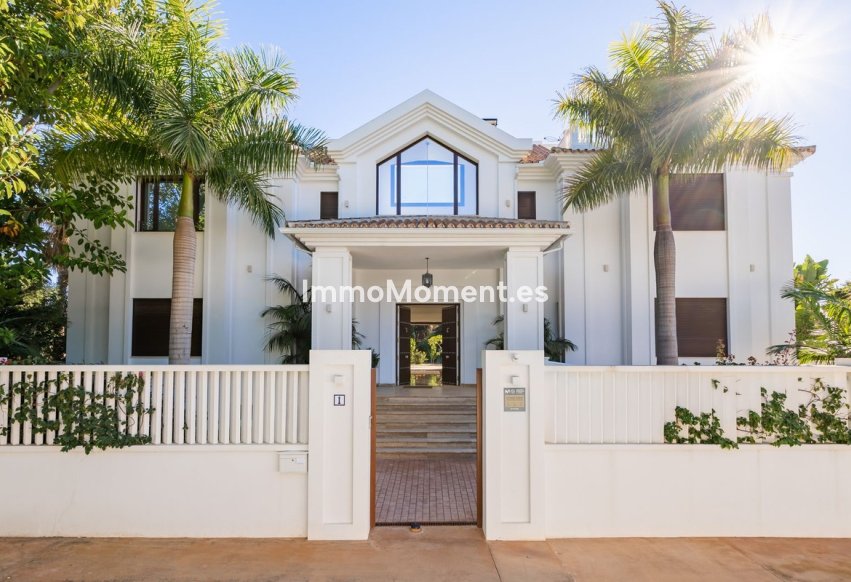 Wiederverkauf - Freistehende Villa - Marbella - Guadalmina Baja