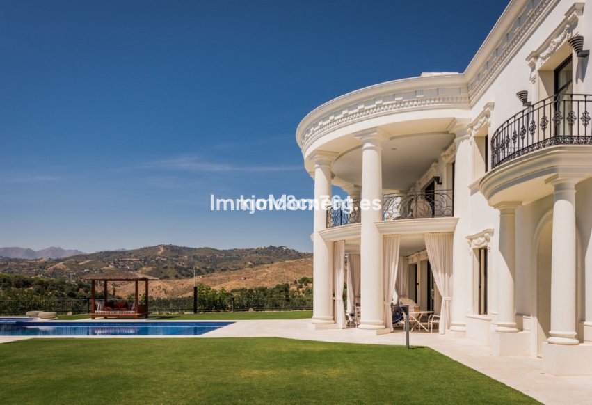 Wiederverkauf - Freistehende Villa - Marbella - Hacienda Las Chapas