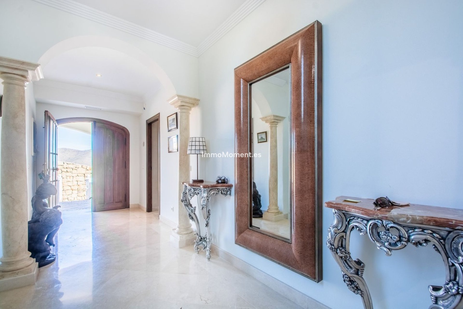 Wiederverkauf - Freistehende Villa - Marbella - La Mairena