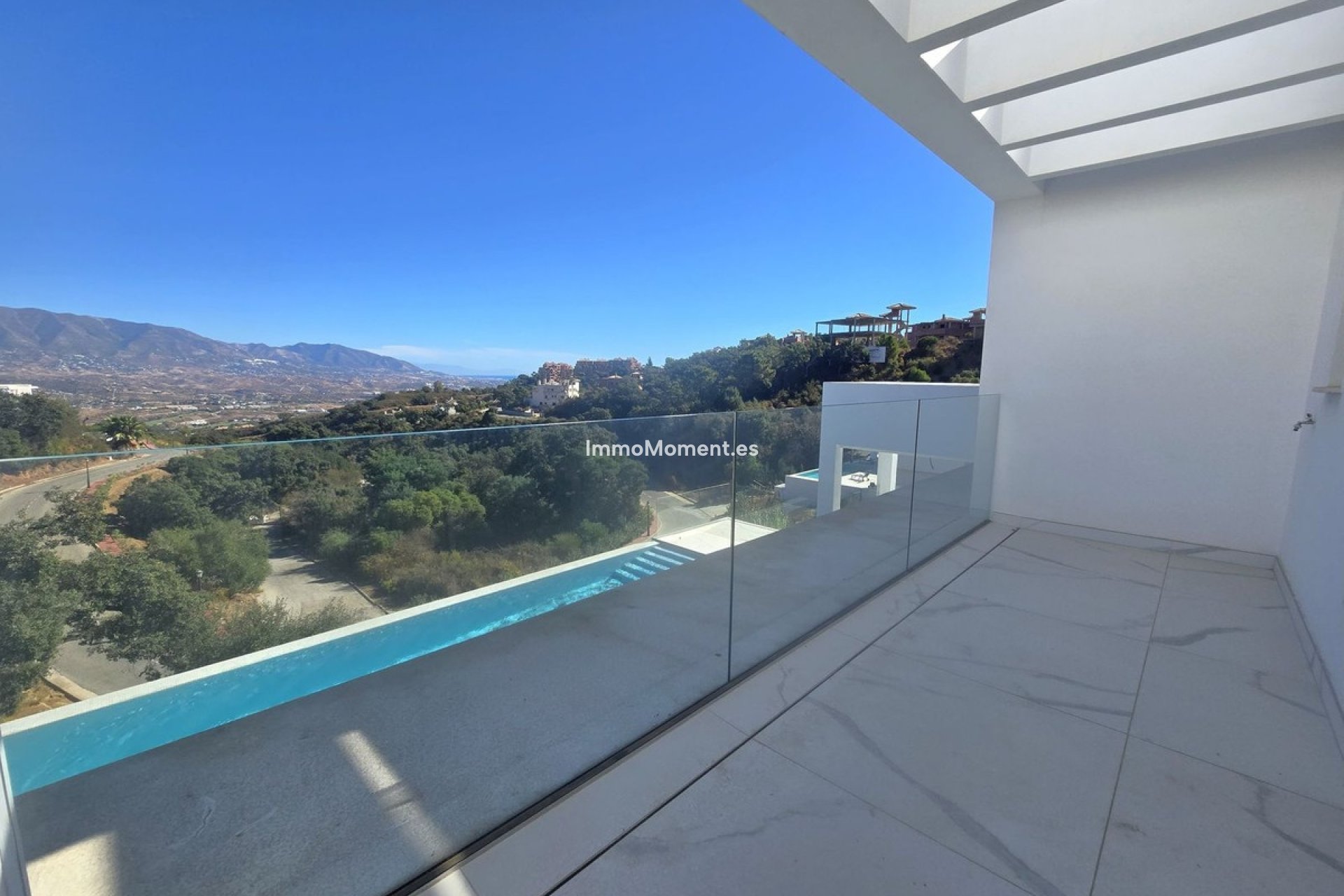 Wiederverkauf - Freistehende Villa - Marbella - La Mairena