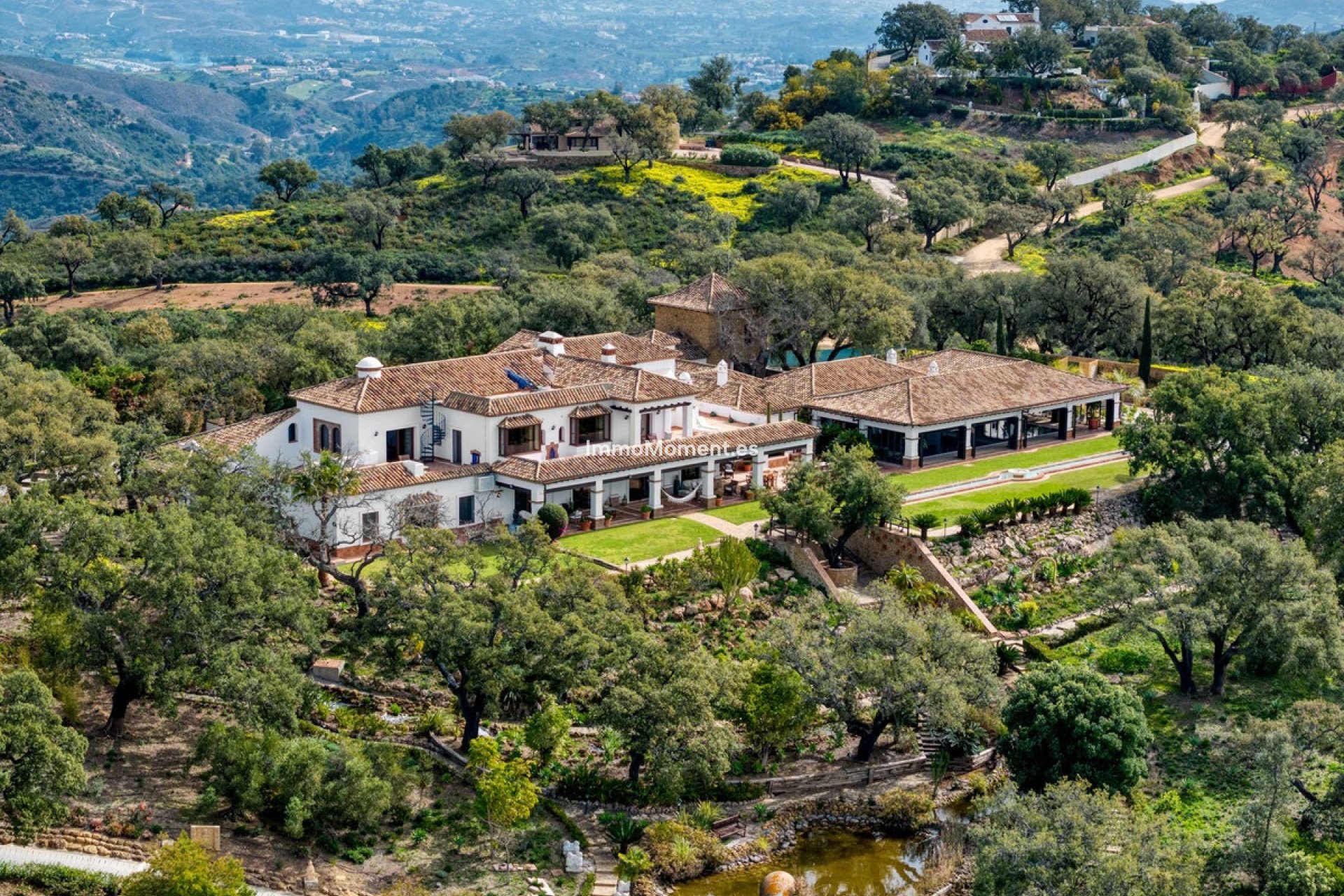 Wiederverkauf - Freistehende Villa - Marbella - La Mairena