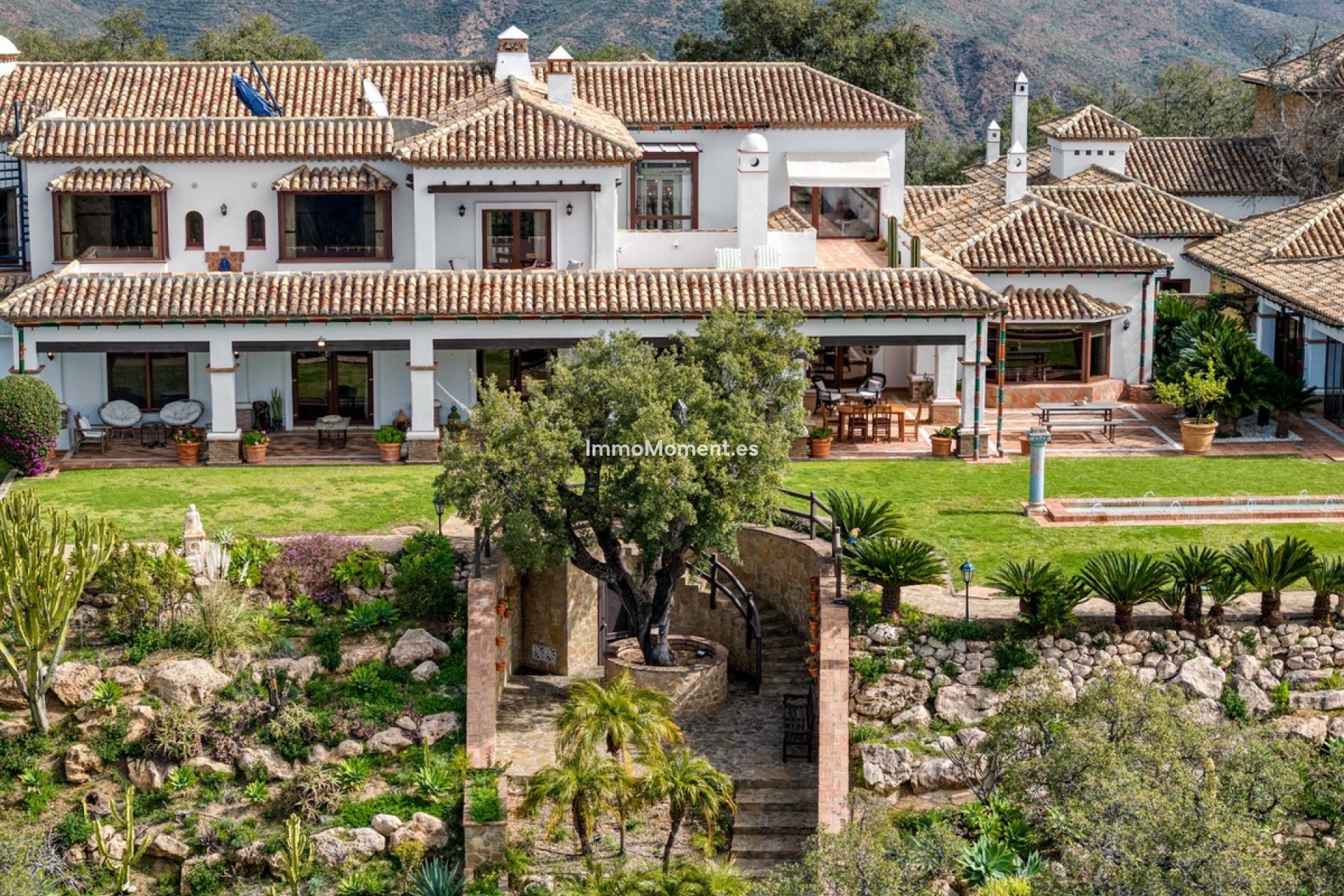 Wiederverkauf - Freistehende Villa - Marbella - La Mairena